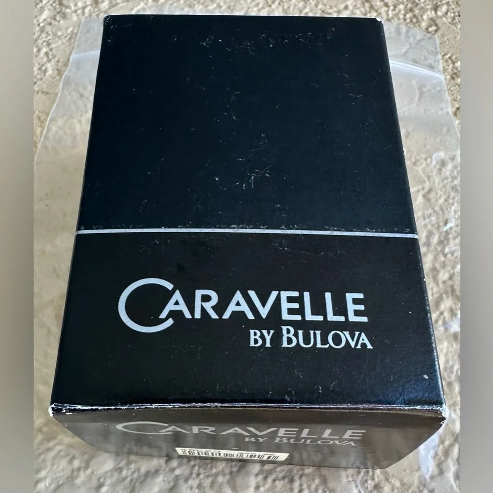 Caravelle Bulova 48E29 Watch 2 Tone Stainless Steel Bracelet White Dial NOS VTG